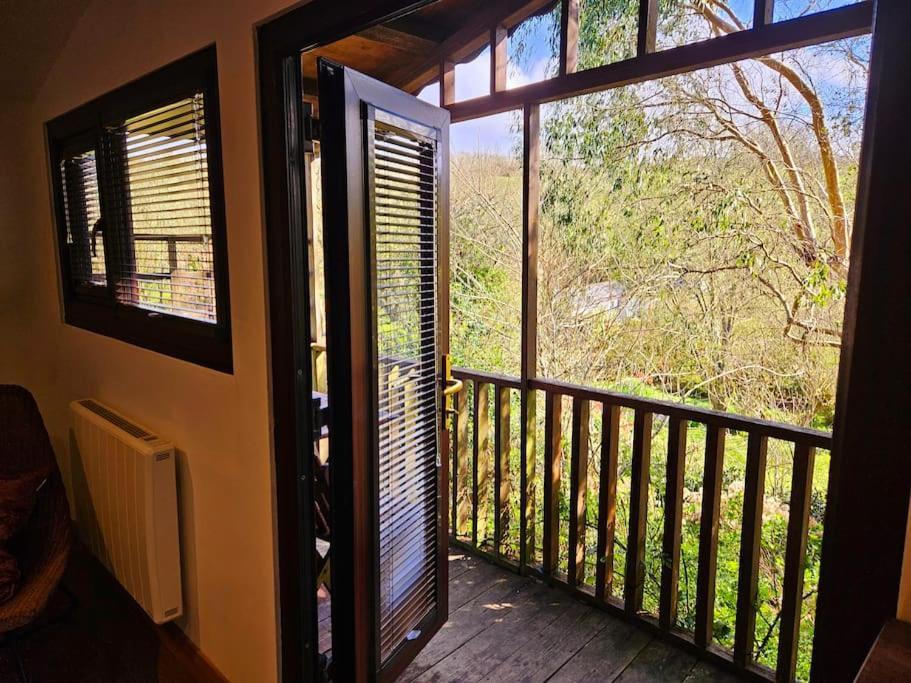 Treetops Lodge, Private Parking & Garden Truro Exterior photo
